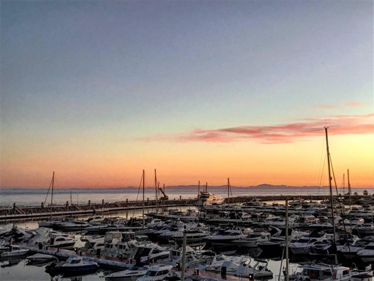 218 Puerto Banus Marbella Front Line 270 Meters Exterior foto